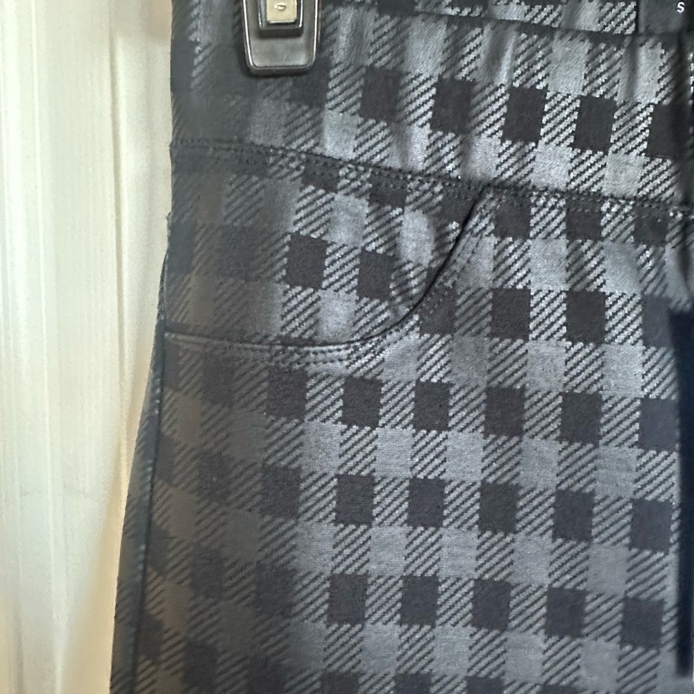 Sanctuary Black Plaid Print Leggings- Small - Picture 5 of 12